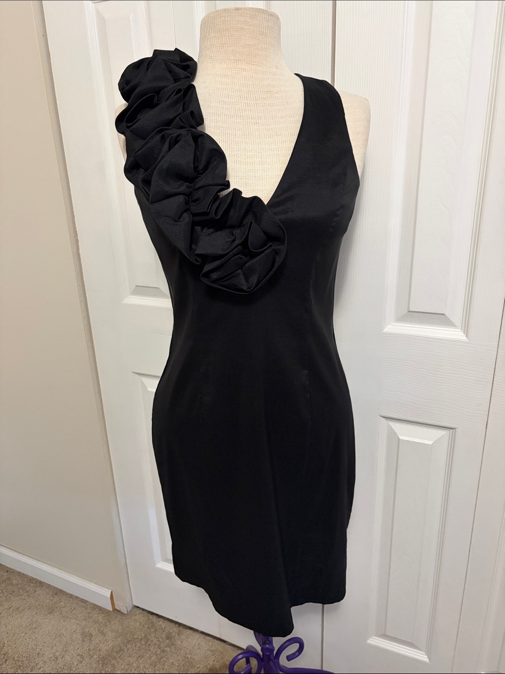 Vtg Jessica McClintock Black Deep V Asymmetrical Ruffle Cocktail Dress Size 6